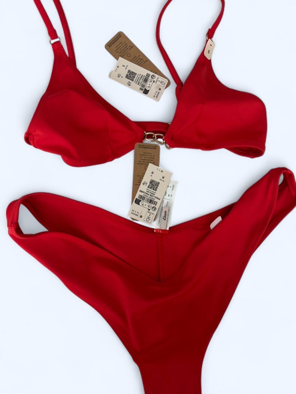 Etam Bold Red Two-Piece Bikini Set with Ring Accent